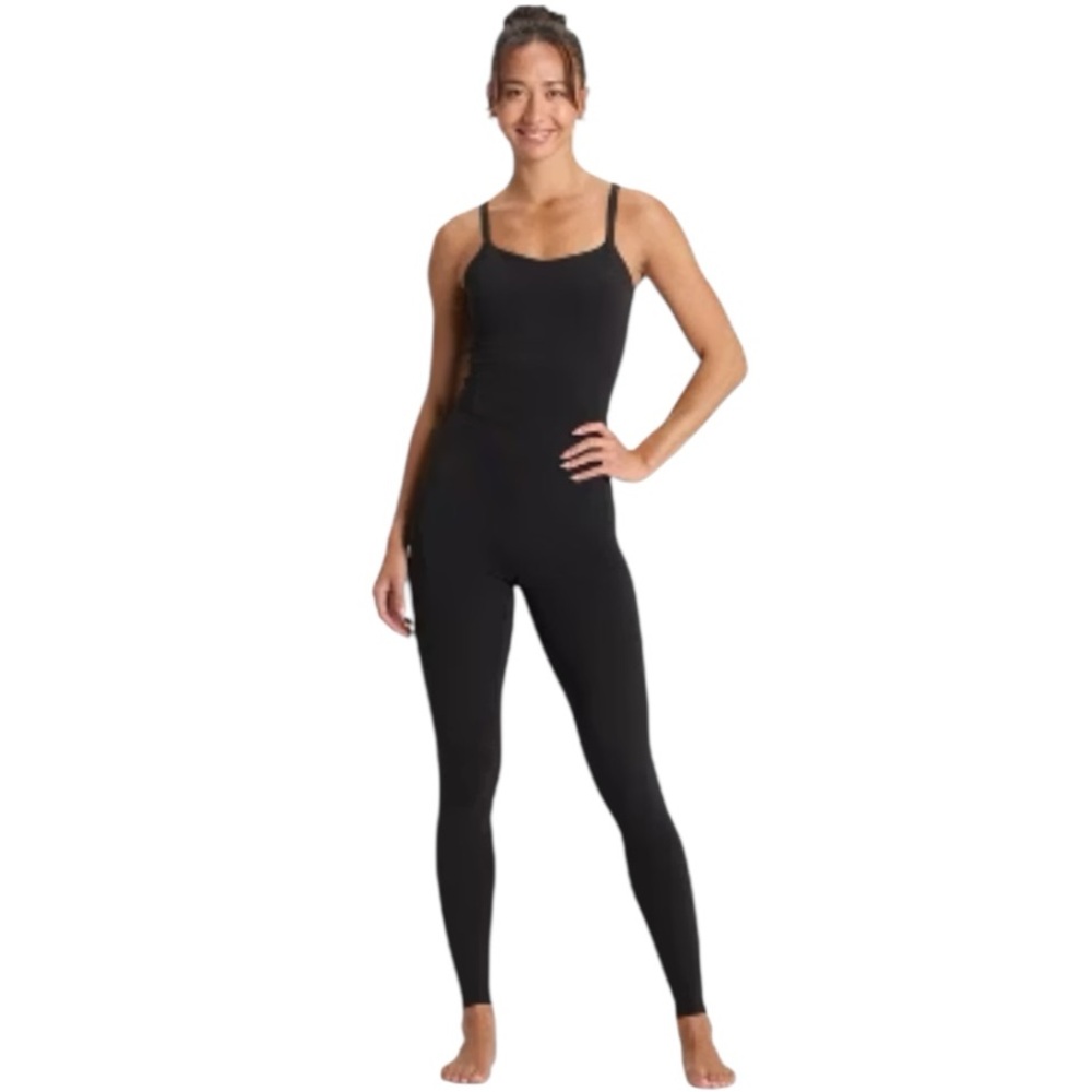 NWT Black Bodysuit size M All in Motion